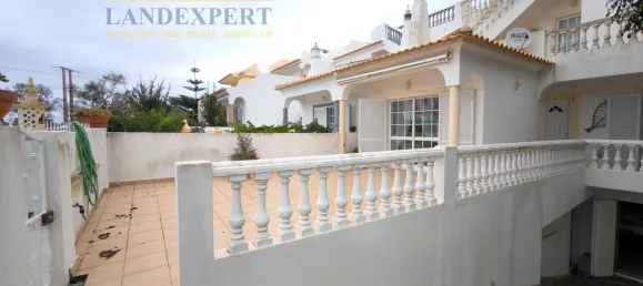 Casa de 3 dormitorios en Armacao de Pera, Portugal No. 137995 26