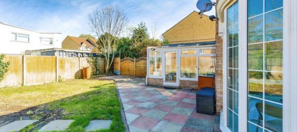 3 bedrooms Commercial property in Croydon, United Kingdom No. 8143 7