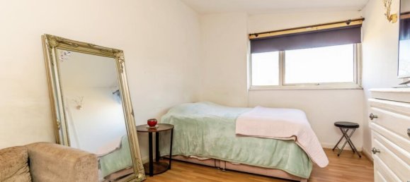 3 bedrooms Commercial property in Croydon, United Kingdom No. 8143 9