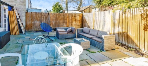 3 bedrooms Commercial property in Croydon, United Kingdom No. 8143 17