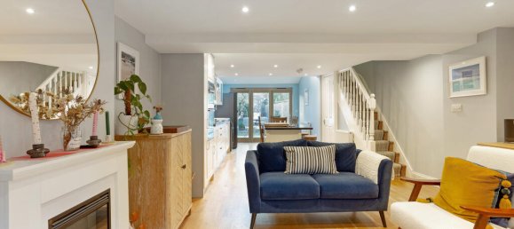 3 bedrooms House in London, United Kingdom No. 14163 5