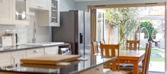 3 bedrooms House in London, United Kingdom No. 14163 2