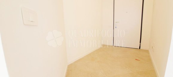 2 rooms Apartment in Rome, Italy No. 269000 11