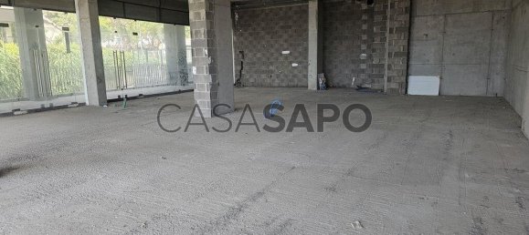 200m² Commercial property in Funchal, Portugal No. 133473 6