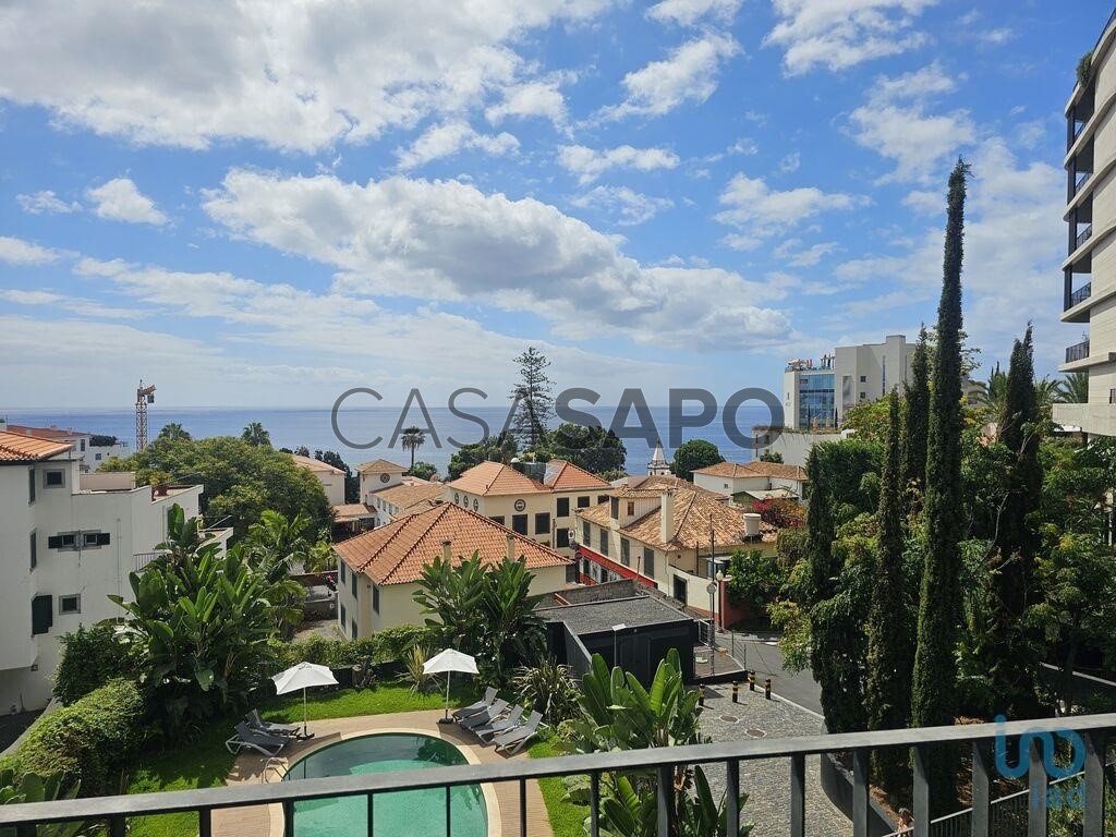 200m² Commercial property in Funchal, Portugal No. 133473