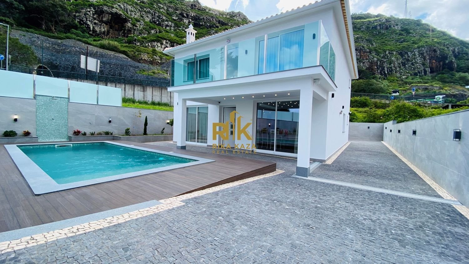 4 bedrooms House in Machico, Portugal No. 134224
