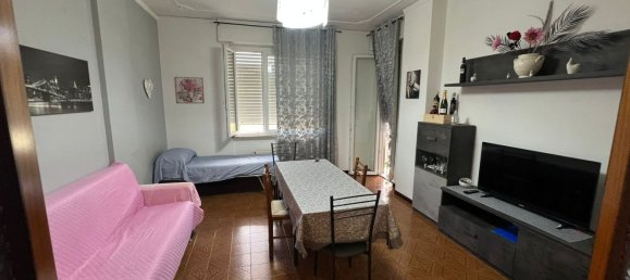 3 bedrooms Apartment in Terni, Italy No. 311594 6