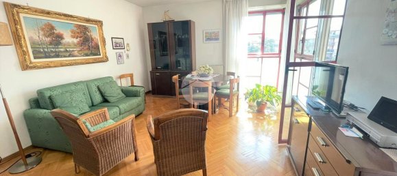4-salle Appartement à Sestri Levante, Italy No. 14854 13