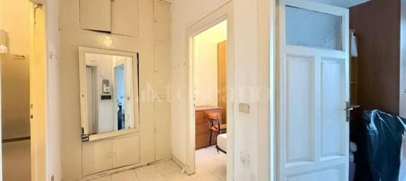 3 bedrooms Apartment in Milan, Italy No. 364986 9