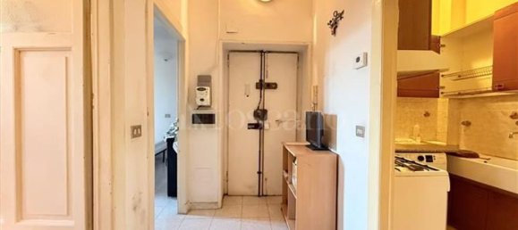 3 bedrooms Apartment in Milan, Italy No. 364986 7