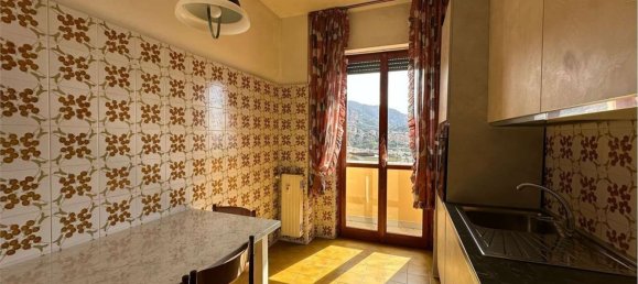 Apartamento de 4 habitaciónes en Rapallo, Italy No. 36569 7