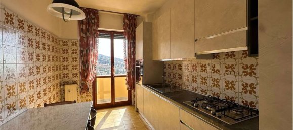 Apartamento de 4 habitaciónes en Rapallo, Italy No. 36569 6