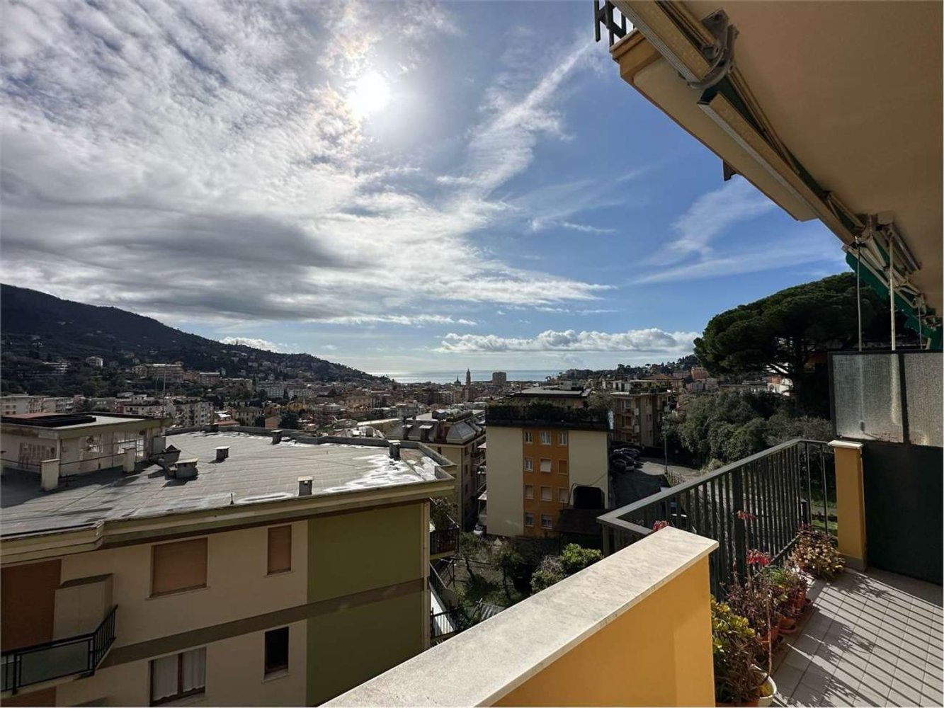 Apartamento de 4 habitaciónes en Rapallo, Italy No. 36569