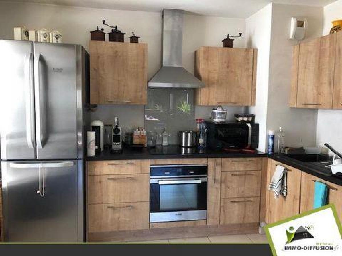 2 bedrooms Condo in Marseille, France No. 15213