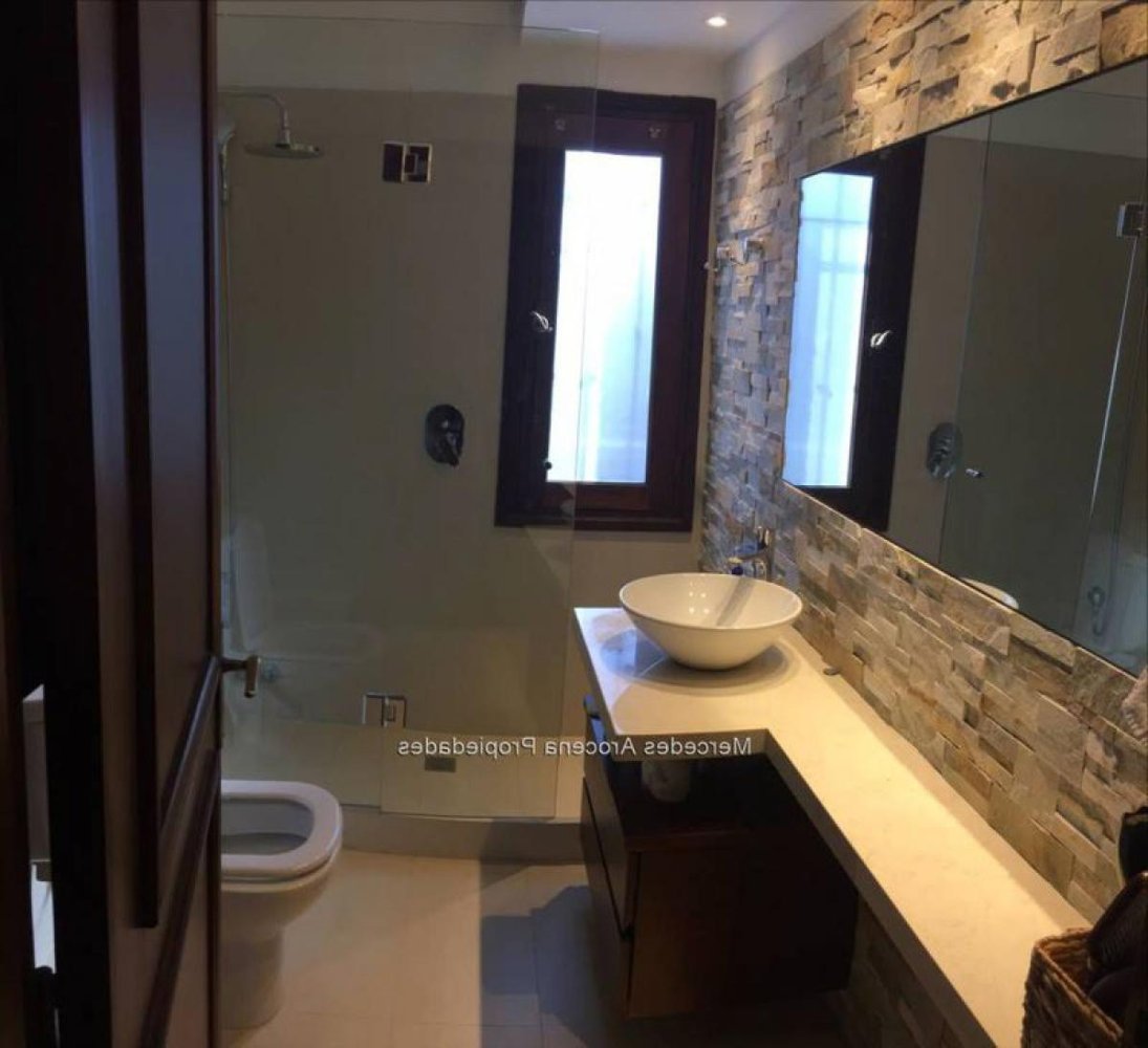 Casa T4 em Montevideo, Uruguay N.º 8875