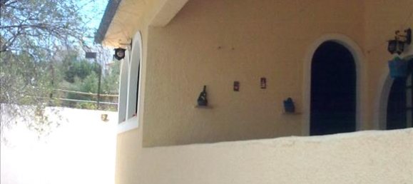 4 Schlafzimmer Villa in Aegina, Greece, Nr. 6070 2