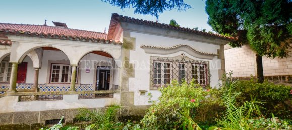 6 bedrooms Castles in Vila Nova de Gaia, Portugal No. 125327 5