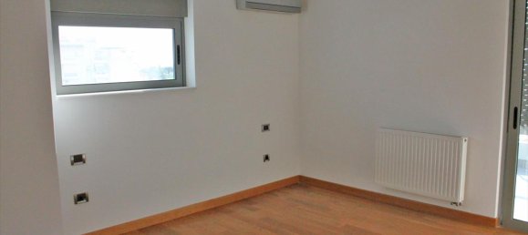 4 Schlafzimmer Property in Glyfada, Greece, Nr. 7458 17