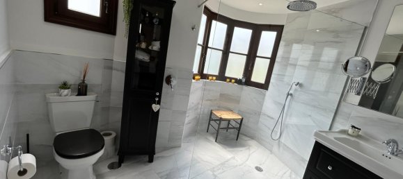 4 bedrooms Villa in Estepona, Spain No. 147365 13