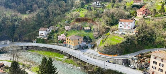 6 rooms Apartment in Campomorone, Italy No. 36919 86