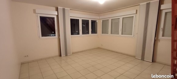 2 غرف نوم شقة في Saint-Just-en-Chaussee, France رقم 73561 5