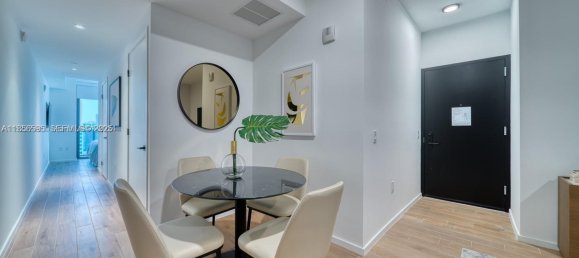 1 dormitorio propiedad comercial en venta en Miami, Miami-Dade, Florida, USA № 615289 9