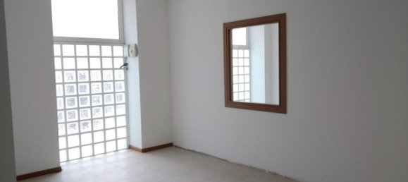 82m² Office in Gorizia, Italy No. 147943 5