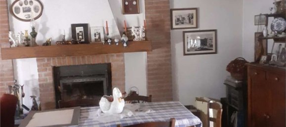 Дом с 8 комнатами в Страделла, Италия № 145932 24