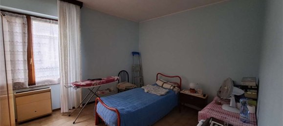 Дом с 8 комнатами в Страделла, Италия № 145932 23