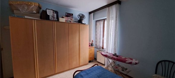 Дом с 8 комнатами в Страделла, Италия № 145932 22