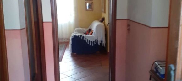 Дом с 8 комнатами в Страделла, Италия № 145932 8