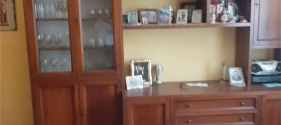 Дом с 8 комнатами в Страделла, Италия № 145932 9