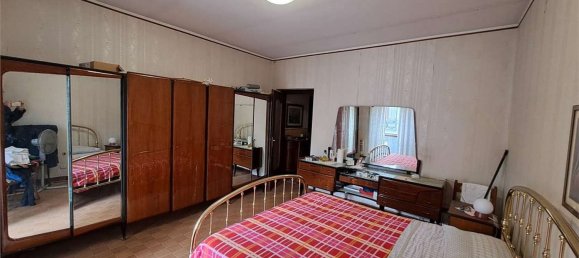 Дом с 8 комнатами в Страделла, Италия № 145932 19