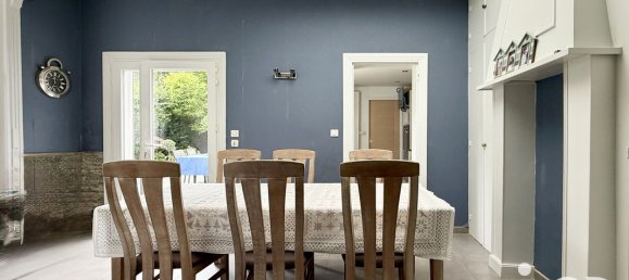 4 bedrooms House in Roncq, France No. 338123 4