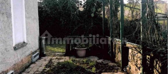 3 bedrooms House in Tortona, Italy No. 14262 10