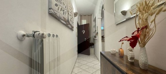 3 rooms Apartment in Barletta, Italy No. 25432 5