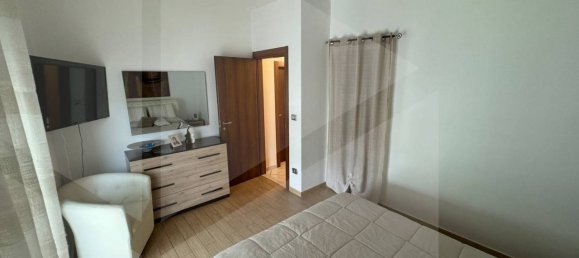 3 rooms Apartment in Barletta, Italy No. 25432 18