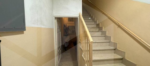 3 rooms Apartment in Barletta, Italy No. 25432 2