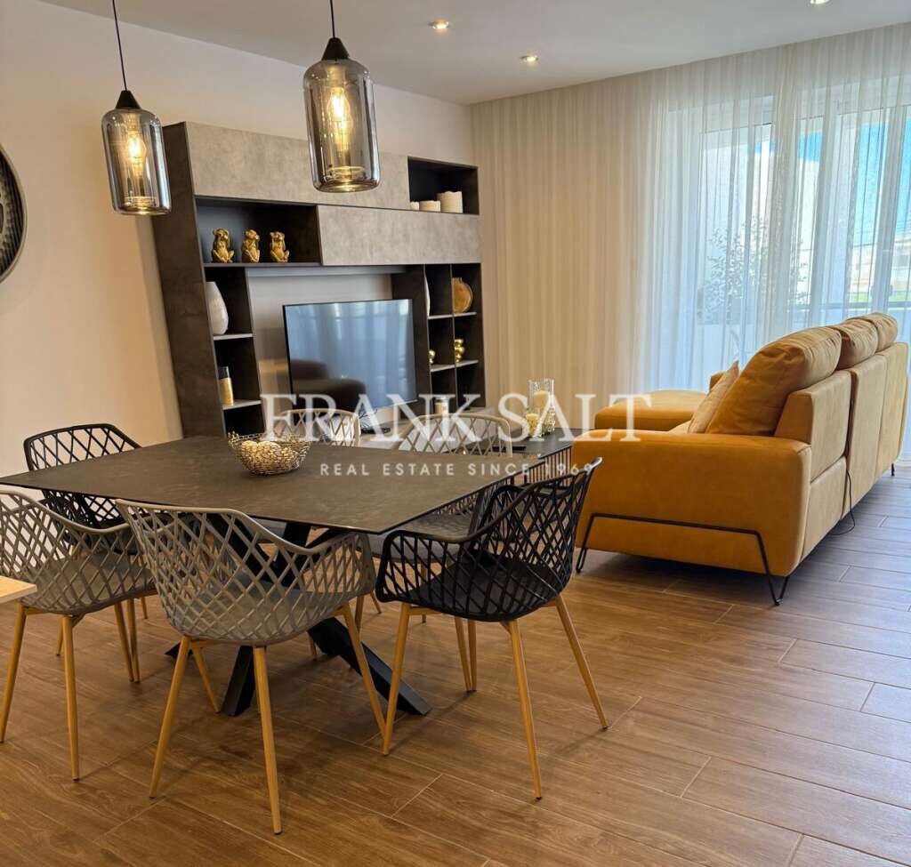 Квартира с 3 спальнями в Бальцан, Мальта № 11692