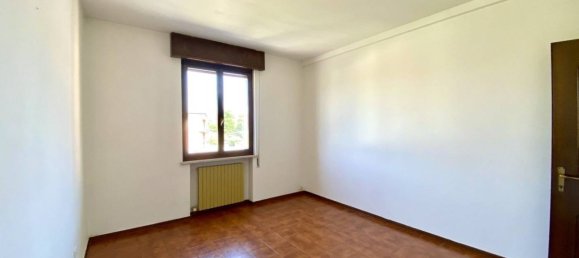 Apartamento de 2 dormitorios en Goito, Italy No. 318254 8