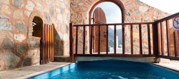  Property في Agios Nikolaos, Greece 745متر مربع رقم 4862 3