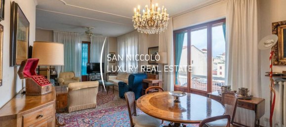 10 rooms Penthouse in Florence, Italy No. 208855 7