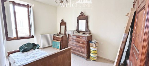 Apartamento de 3 dormitorios en Signa, Italy No. 178347 10