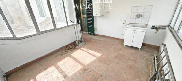 Apartamento de 3 dormitorios en Signa, Italy No. 178347 32