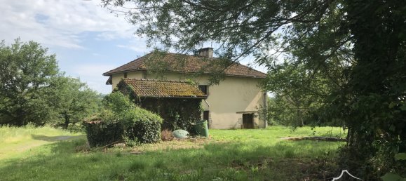 3 bedrooms House in Saint-Etienne-de-Maurs, France No. 199356 2