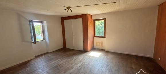 3 bedrooms House in Saint-Etienne-de-Maurs, France No. 199356 10