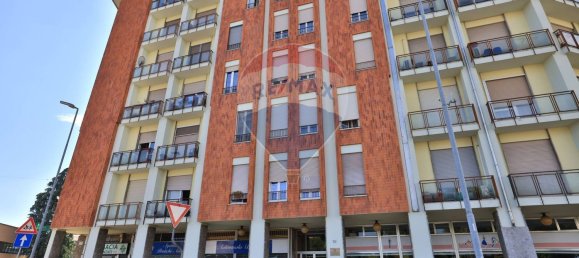 3 rooms Apartment in Baranzate, Italy No. 294832 28
