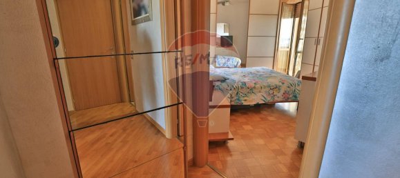 3 rooms Apartment in Baranzate, Italy No. 294832 12