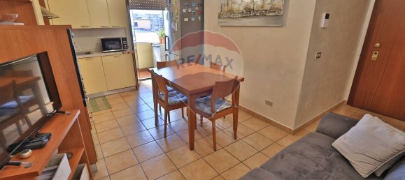 3 rooms Apartment in Baranzate, Italy No. 294832 2