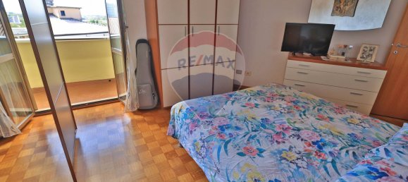 3 rooms Apartment in Baranzate, Italy No. 294832 14